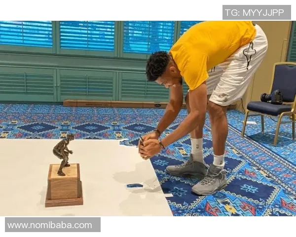 球员伤病恢复过程跟拍