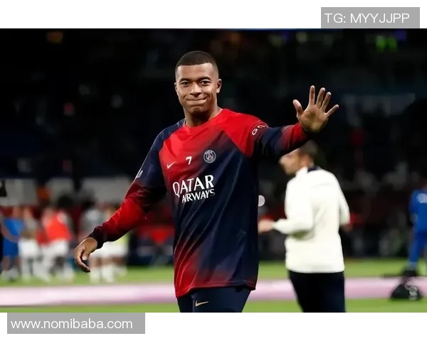 姆巴佩赛场举动引球迷热议 各方声音交织引发巨大争论 姆巴佩赛场举动引球迷热议 各方声音交织引发巨大争论